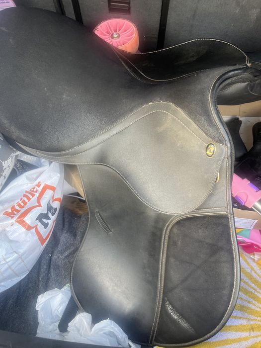Седло за езда 17.5