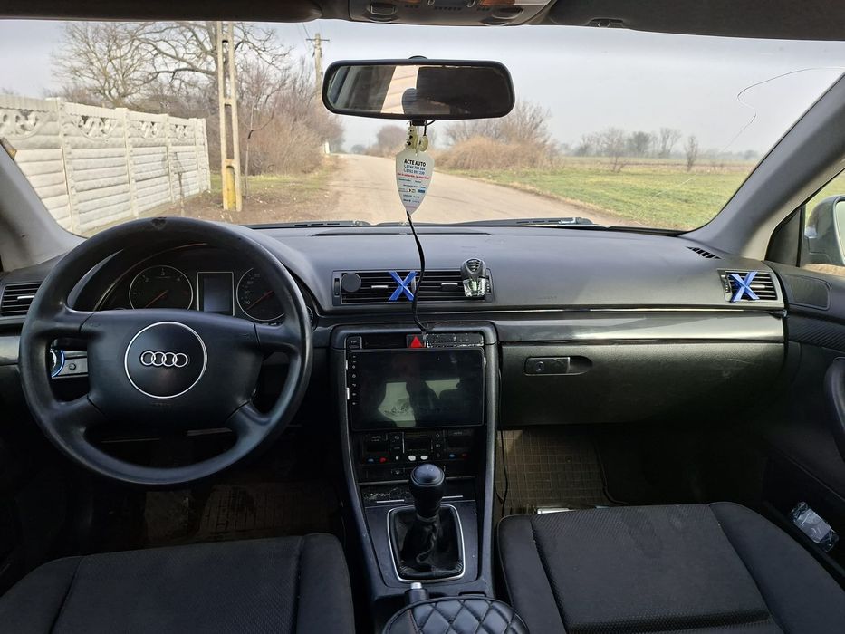 Vand sau schimb audi a4 b6 1.9 tdi 131 cp acte la zii fiscal pe loc