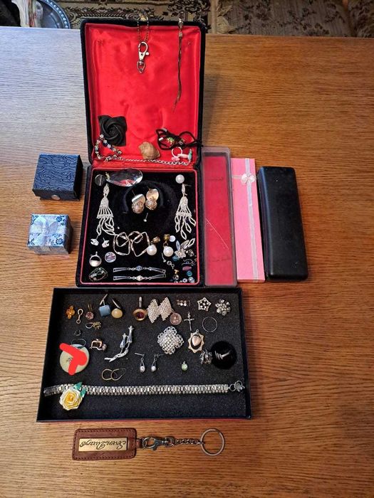 Украшения на свадьбу.