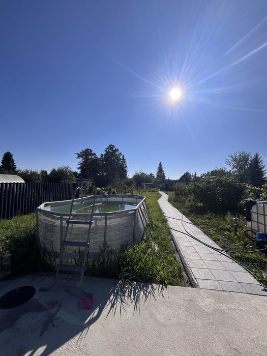 Продам дачу (с печкой, баней)