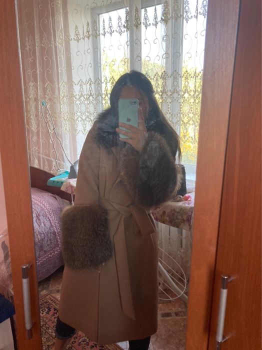 Продам пальто новый срочно