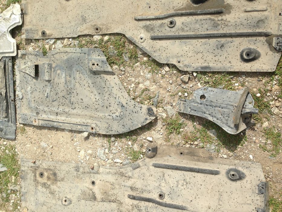 Кора двигател подкалник кори скорости изолаци БМВ Е90 е91 е92 е93