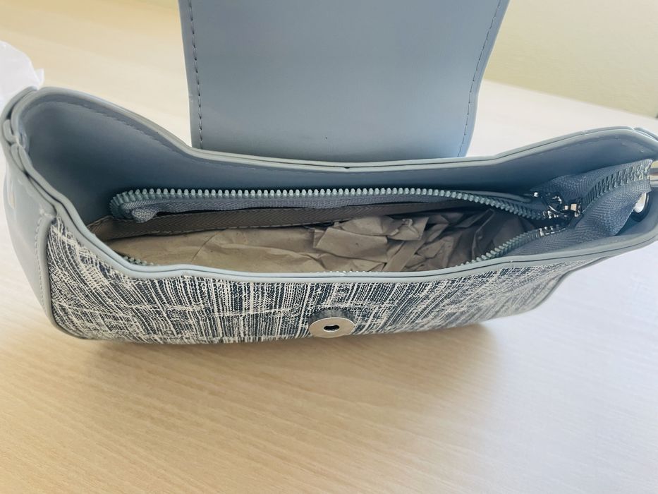 Дамска чанта елегантна малка лятна дръжка