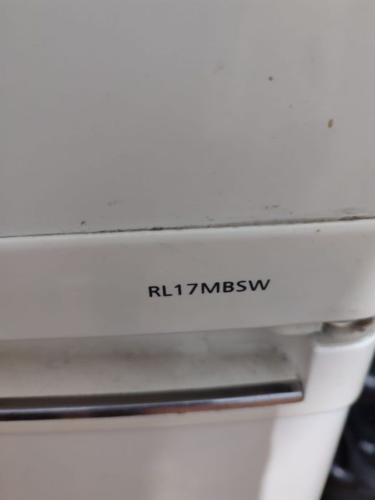 Продам холодильник (морозильник) Самсунг