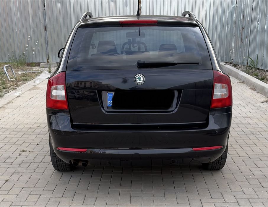 SKODA Octavia 2011 — imagine 2