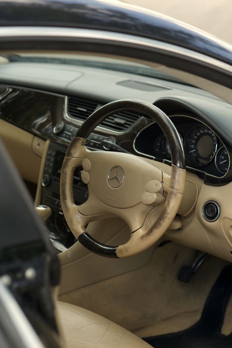 Dezmembrez Mercedes CLS350 benzina pompa benzina sbc grila bara capota