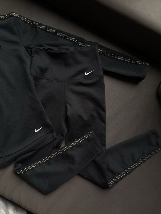 Nike Therma-FIT Комплект | Лимитирана Колекция | Черно със Злато | XS
