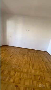 Продается 2х комнатная Новомосковская 76 я серия