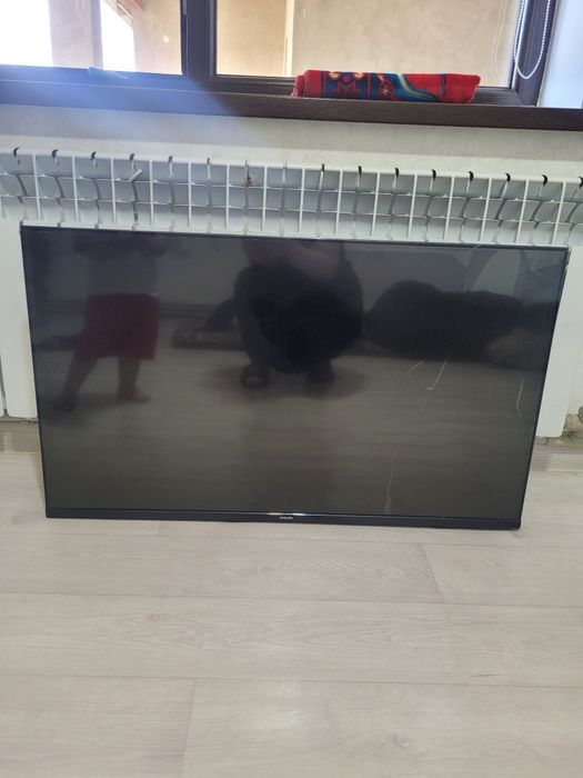 Продаю телевизор Philips