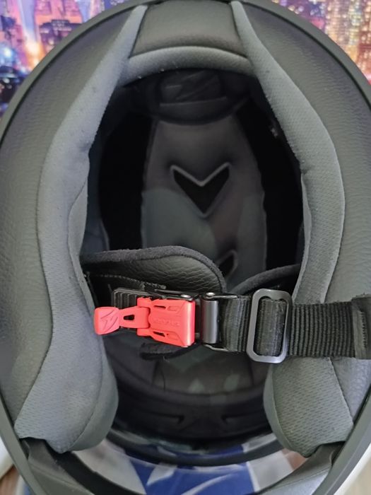 Мото шлем от Французского бренда Shark