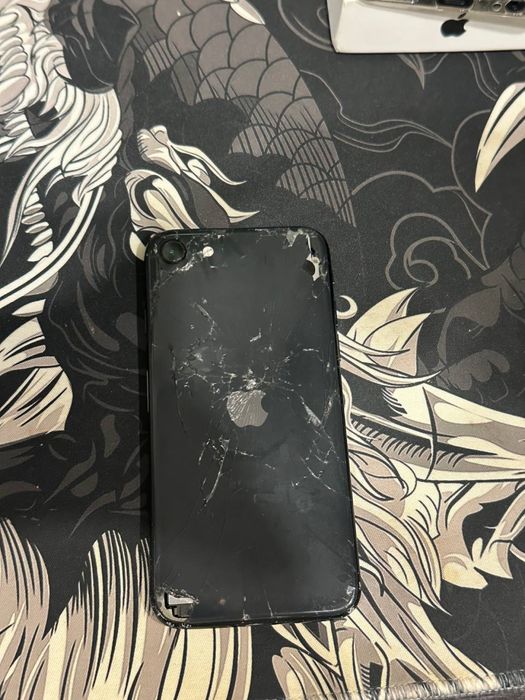 Продам iphone se 2022/2020