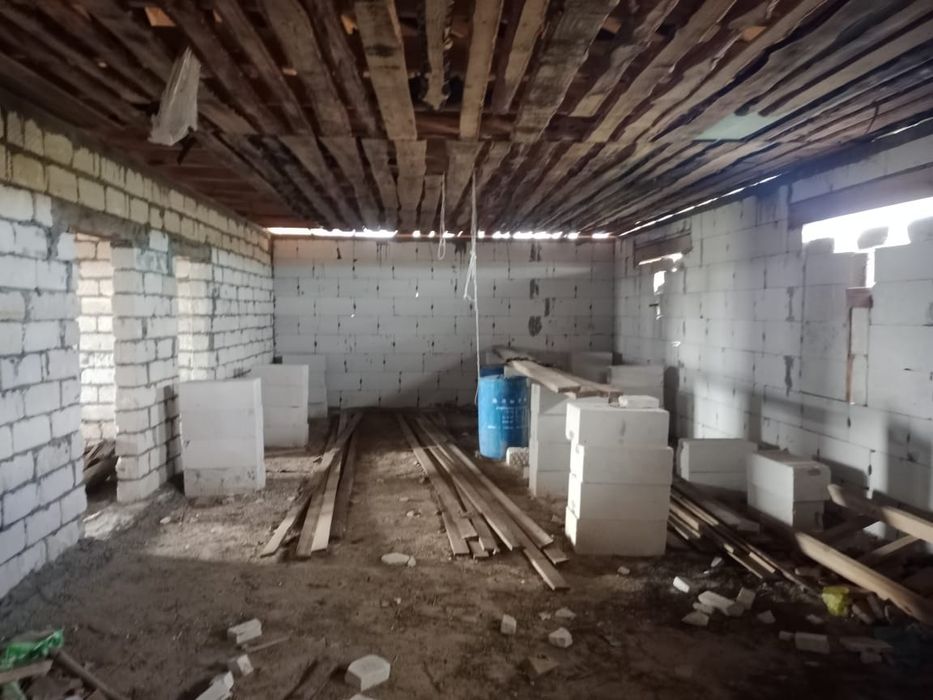 Продам недостроенный дом