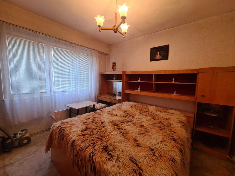 Продава се Тристаен апартамент в Хасково, Любен Каравелов - 79 кв.м за 1033 €/кв.м - Снимка #6
