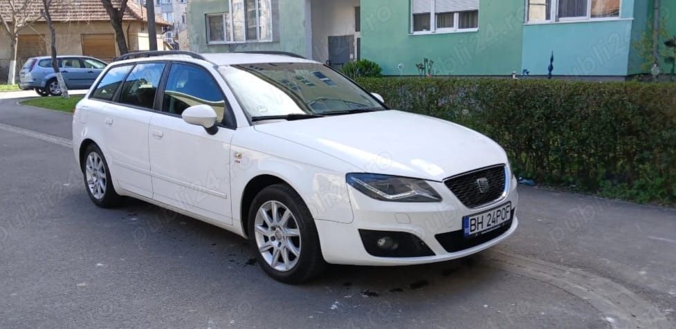 Impecabil exeo 2013 xenon navi full led