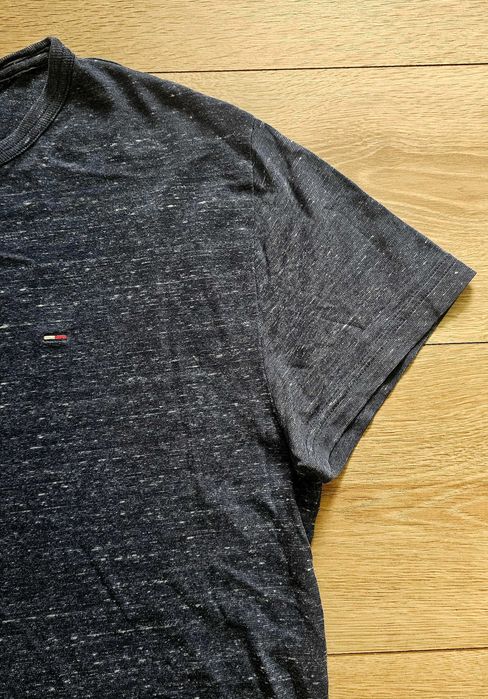 Tricou Tommy Jeans – Regular Fit – Mărimea M melanj