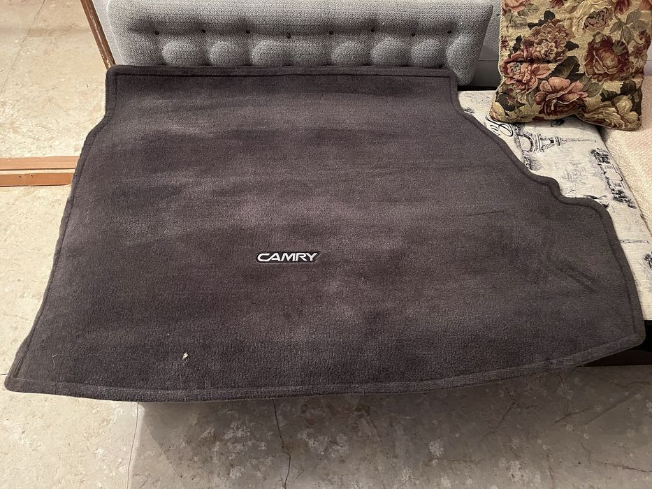 Оригинальный ворсовый коврик багажника Камри 30/35 Camry