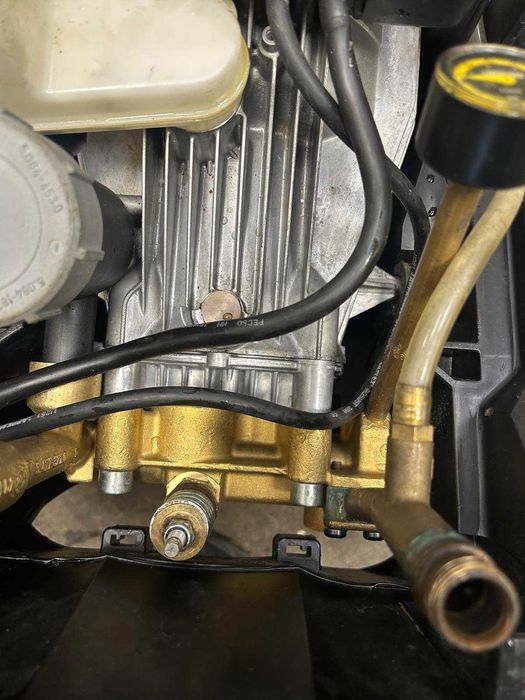 Водоструйка Karcher HD 10/23 4S , с 3 месеца гаранция.