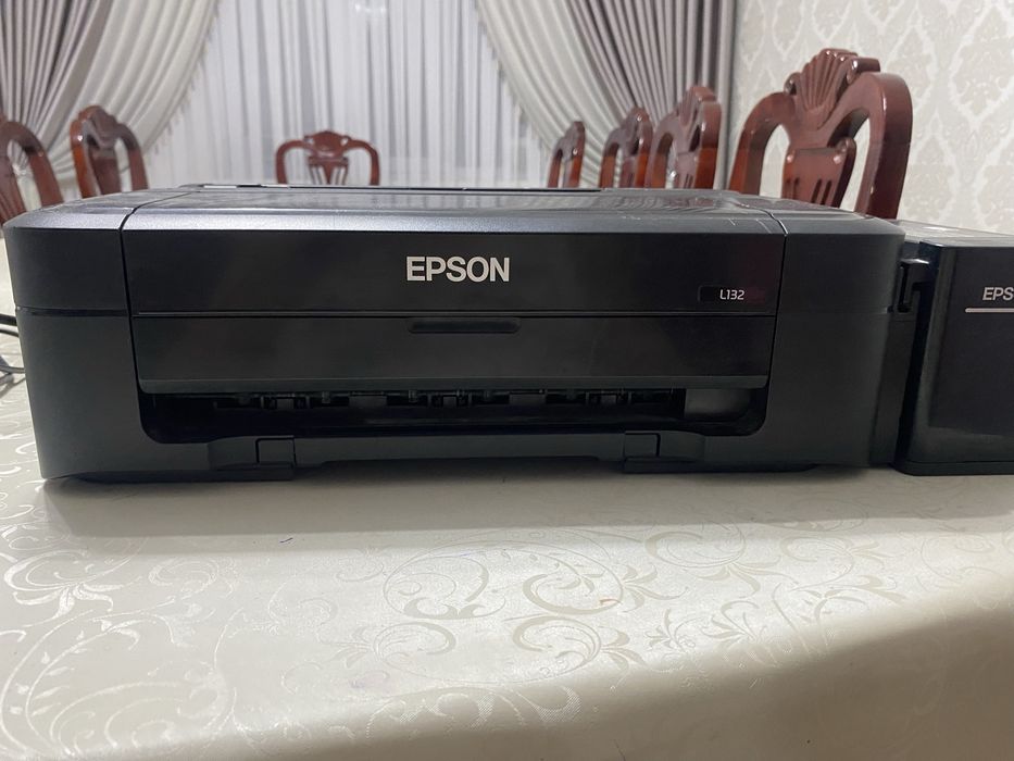 Продаю принтер EPSON