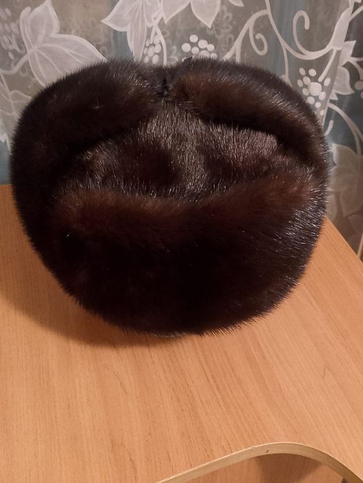 Норковая шапка-ушанка. Состояние новой