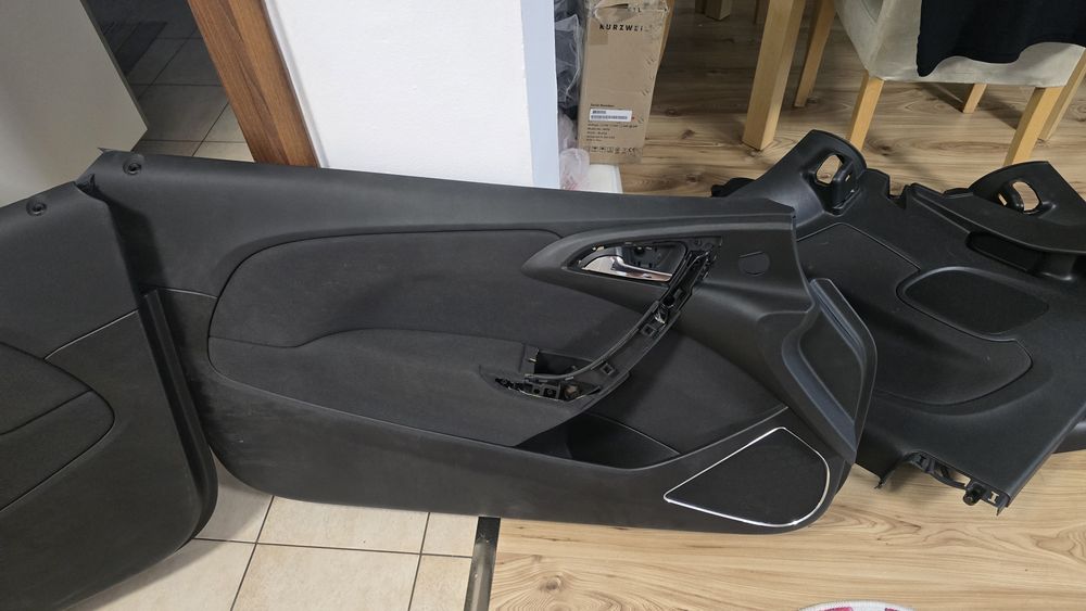 Interior textil astra J GTC (3 usi), fete usi fata si fete spate