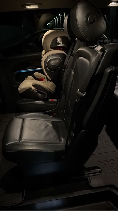 Scaune individuale piele napa neagră Mercedes V-Class (merg si pe Vito) W447