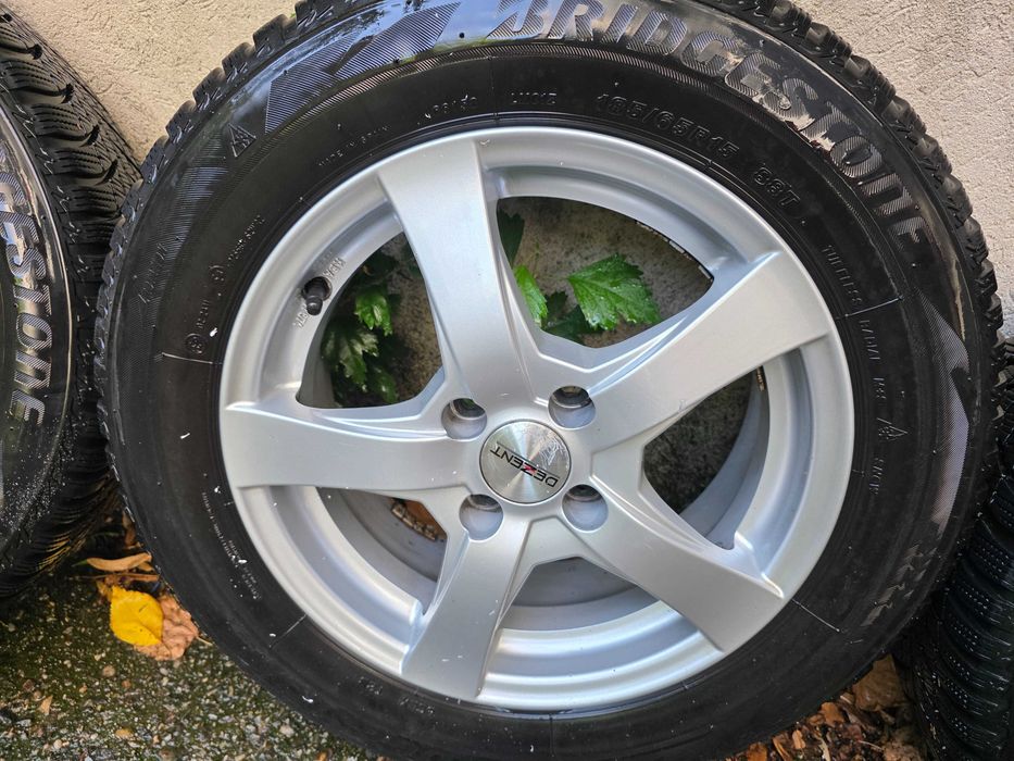 Anvelope Iarna Bridgestone Blizzak LM001 185/65 R15 rulate aprox. 15000km profil 6-7 mm