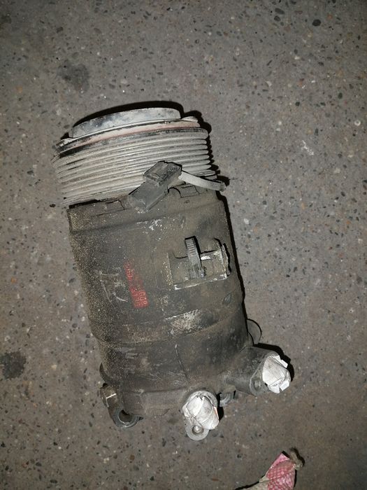 Продам компрессор кондиционера