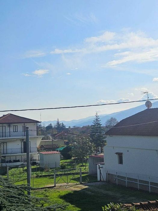 Двуетажна къща с гледка в Аспровалта!