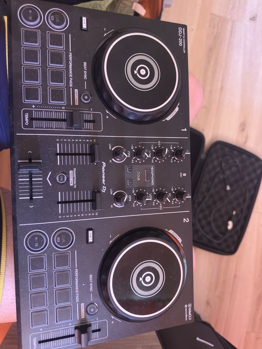 Pioneer DJ DDJ-200 Smart DJ Controller