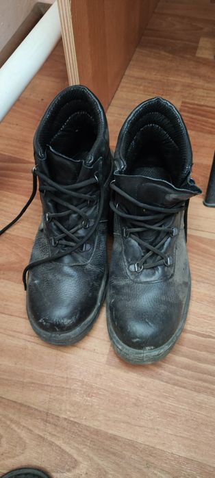 Продам рабочую спецобувь