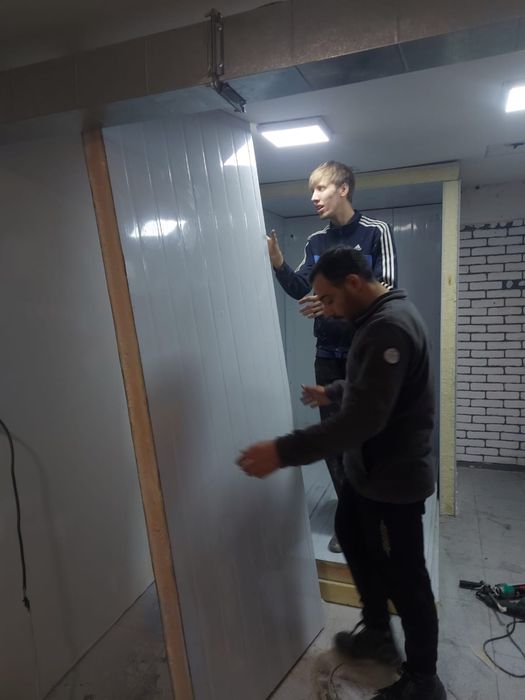 Установка камер из сендвич панелей