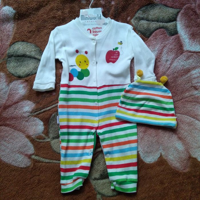 Продам костюмы для детей