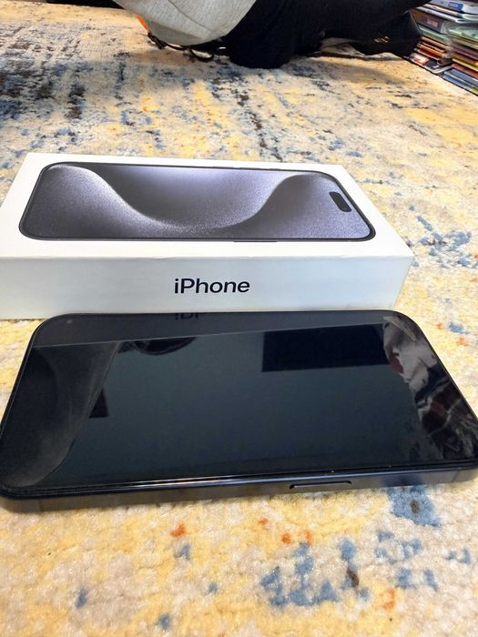 Продавам APPLE IPHONE 15 PRO 256GB BLUE TITANIUM, 48mp+12mp+12mp