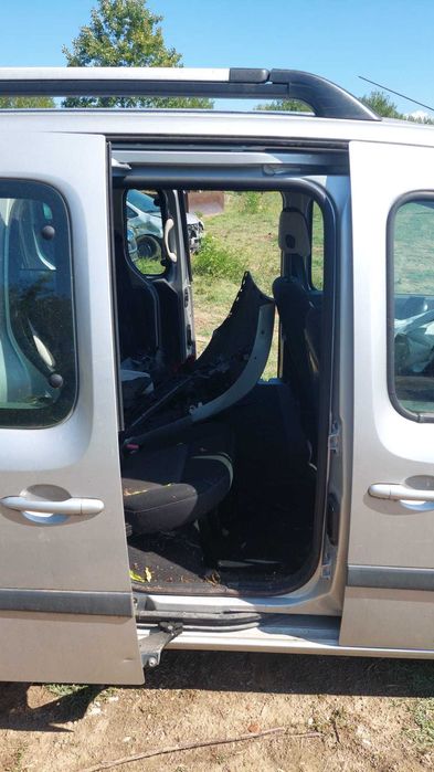 Usi laterale stanga/dreapta Renault Kangoo