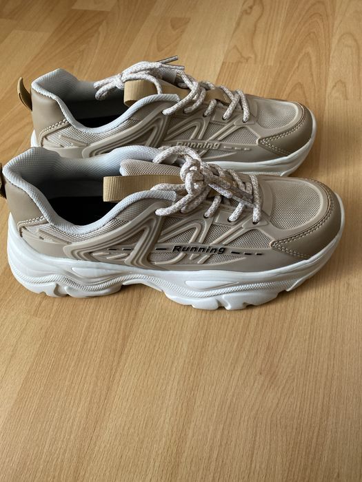 Дамски маратонки