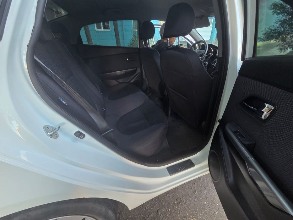 Kia Rio 1.6 объём