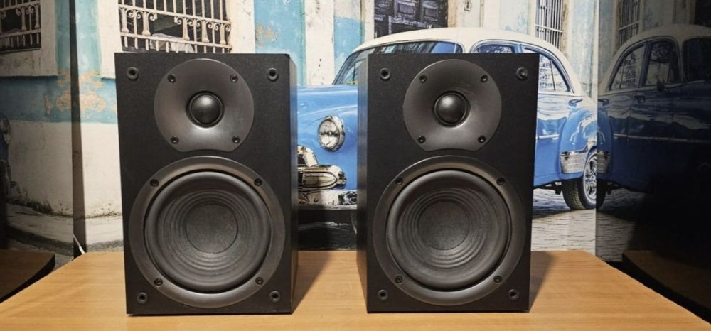 Monitoare - boxe audio Onkyo D 075 pe compresie