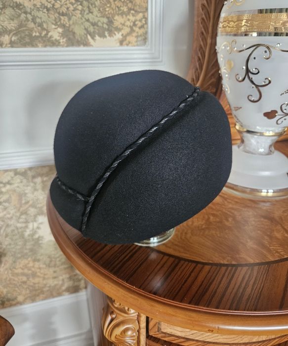 Продам новую фетровую шапку