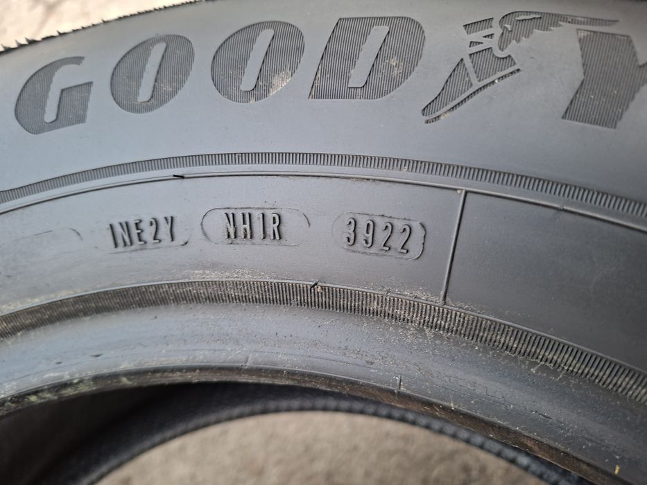 2бр. 225/65/17 Goodyear Ultragrip Performance +
