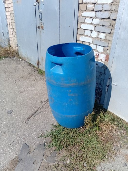 Бочка 227л пластиковая