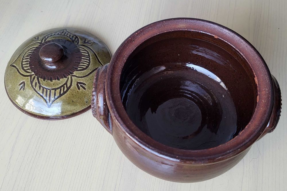 Сувенири керамика дървени битови гювече гаванче картунка хаванче