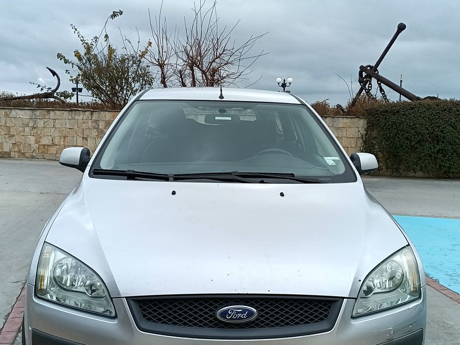 Полирам фарове на автомобили