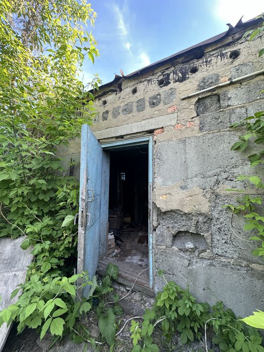 Продается участок земли в районе ХМК