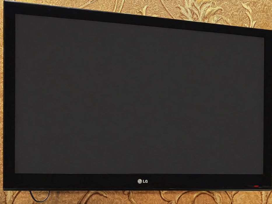 Телевизор LG 42PJ250R