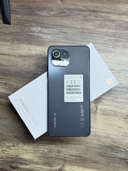 Xiaomi 11 lite 5G IDEAL SROCHNO!