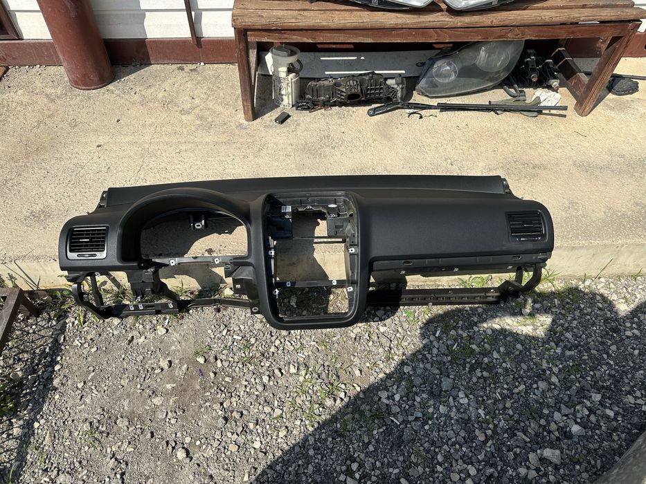 Табло със airbag за Фолксваген Голф 5!