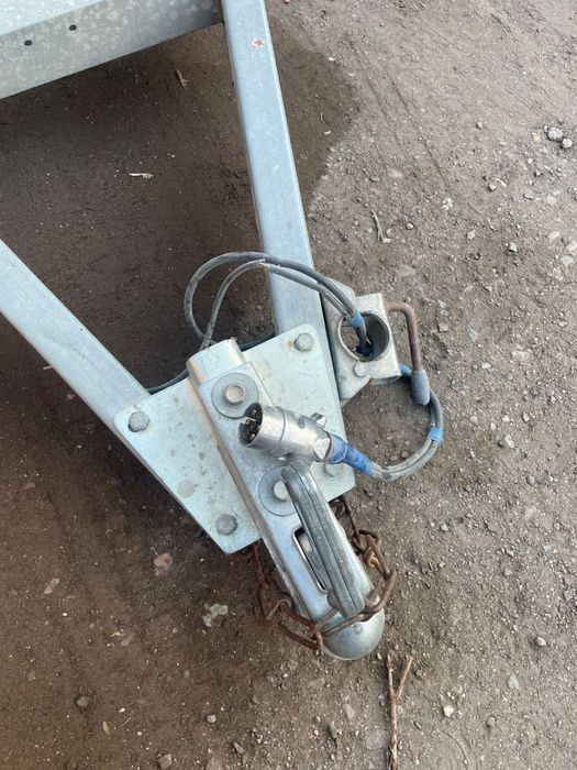 Прицеп продам легковой