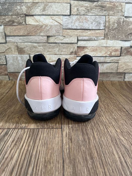 Nike Jordan Maxx Aura 3