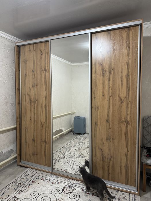 Продам шкаф купе