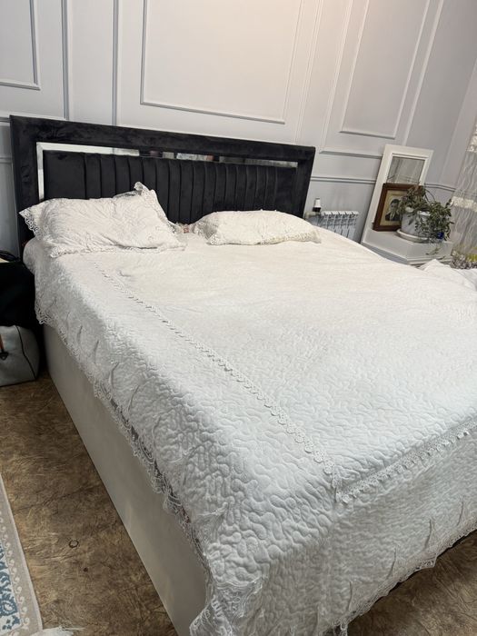 Продам кровать двухспальный